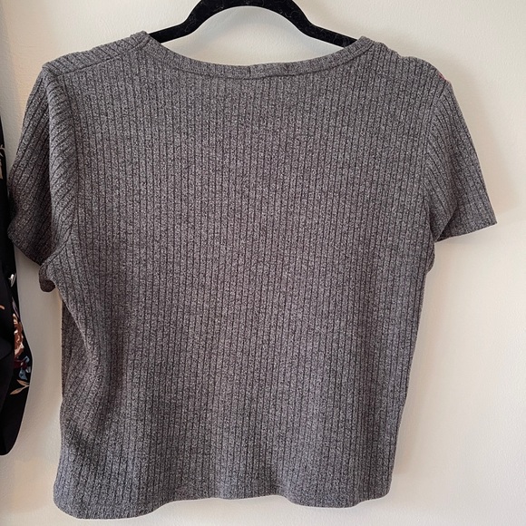 Knit crop top! - Picture 2 of 3